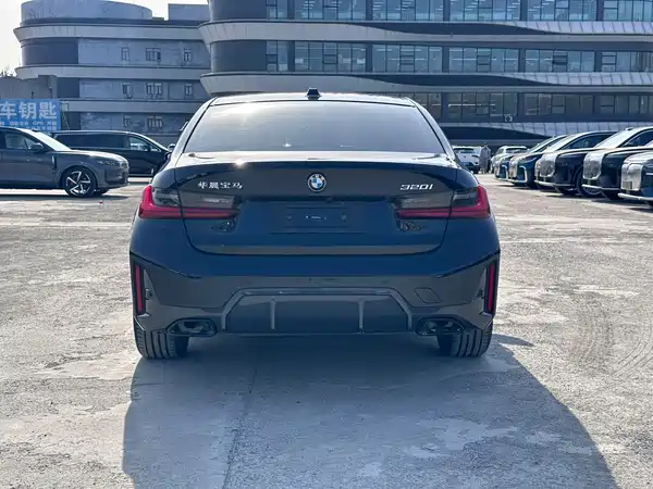 BMW 3 Series 2023