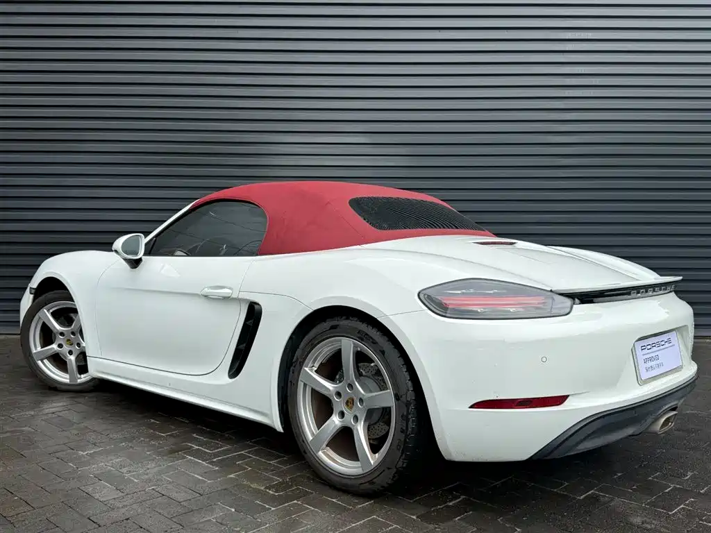 Porsche 718 2023 — фото 16