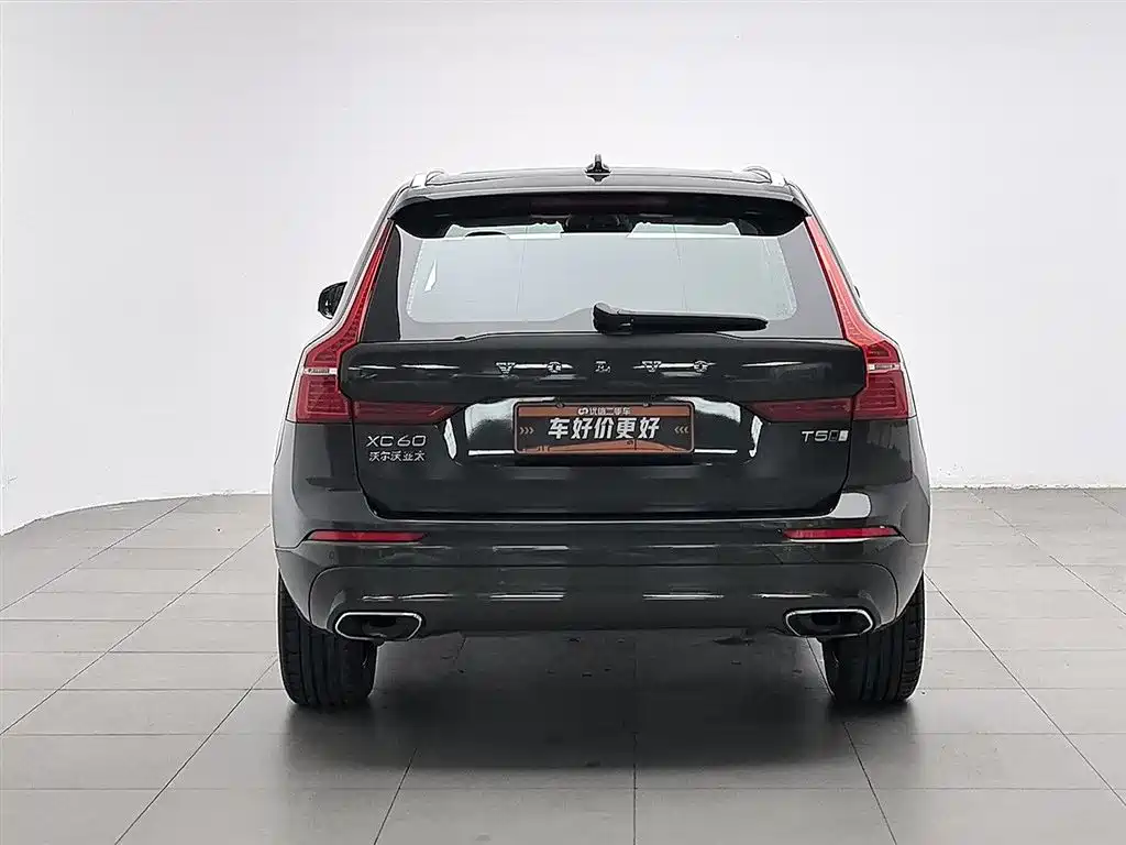 Volvo XC60 2019 — фото 4