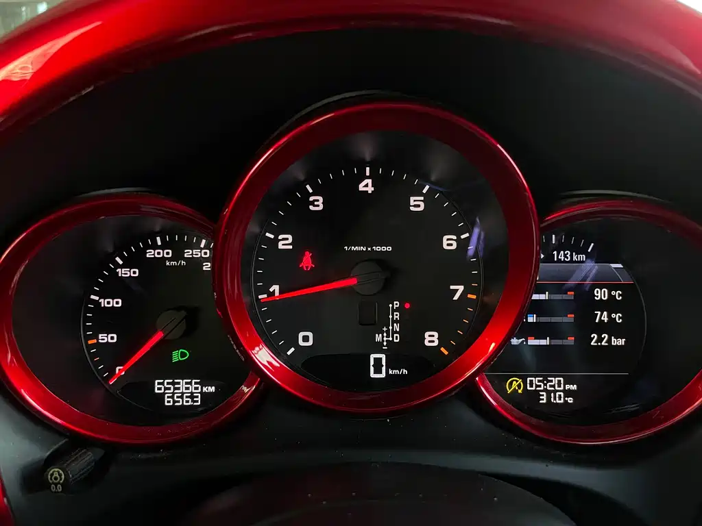 Porsche Macan 2019 — фото 11