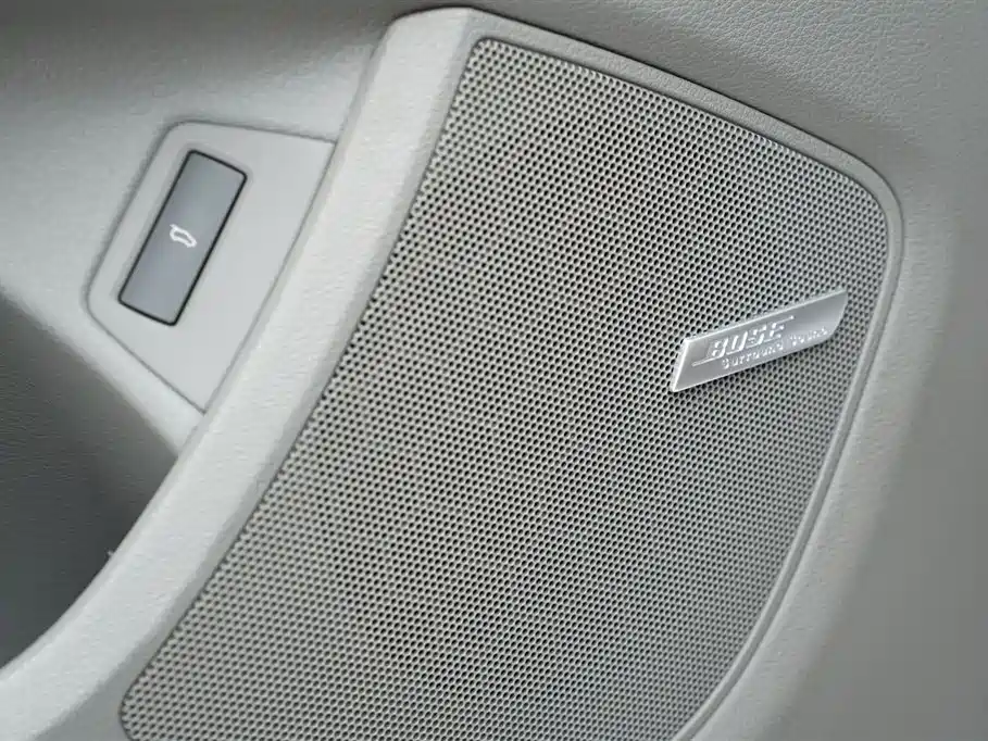 Audi Q7 2010 — фото 10