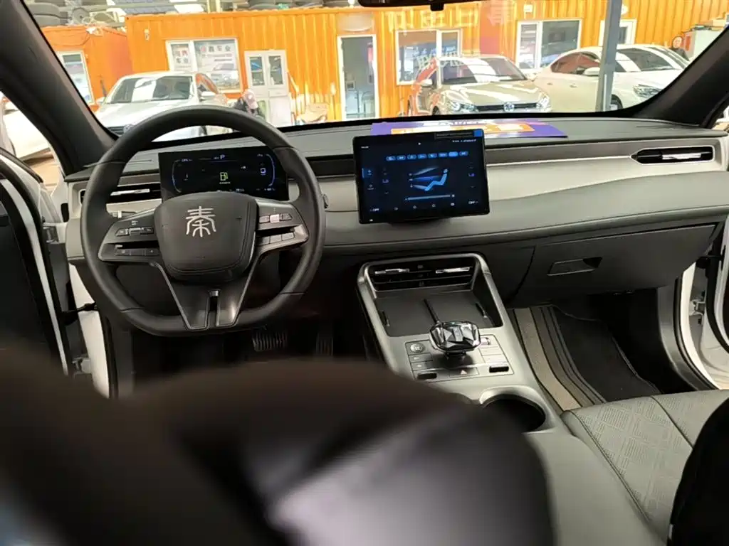 BYD Qin PLUS 2025 — фото 10