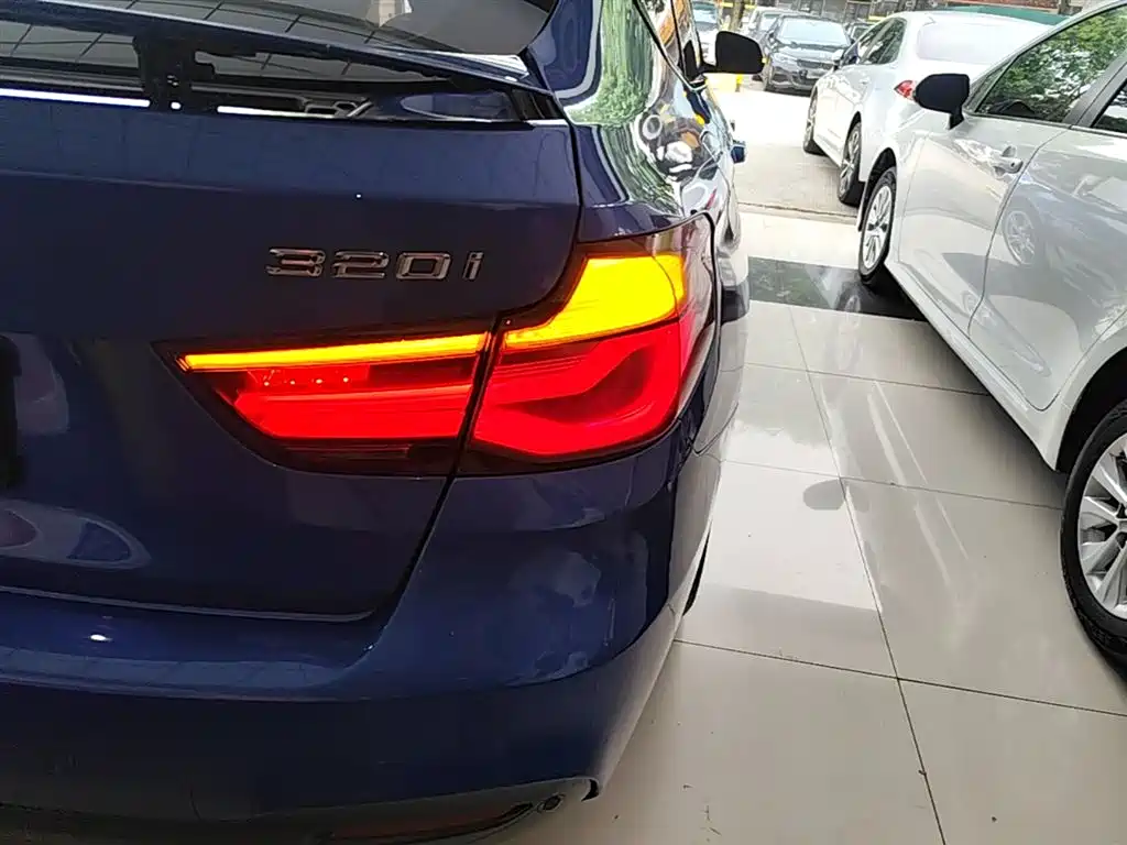 BMW 3 Series GT 2020 — фото 8