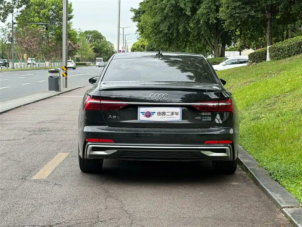 Audi A6L 2023