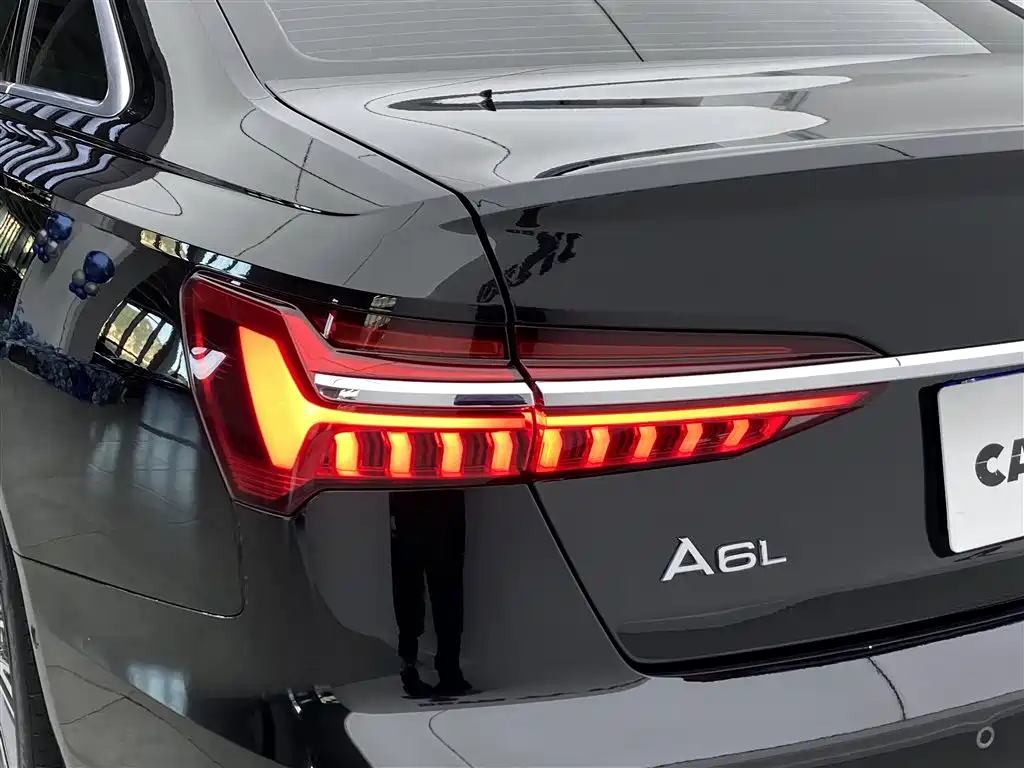 Audi A6L 2022 — фото 33