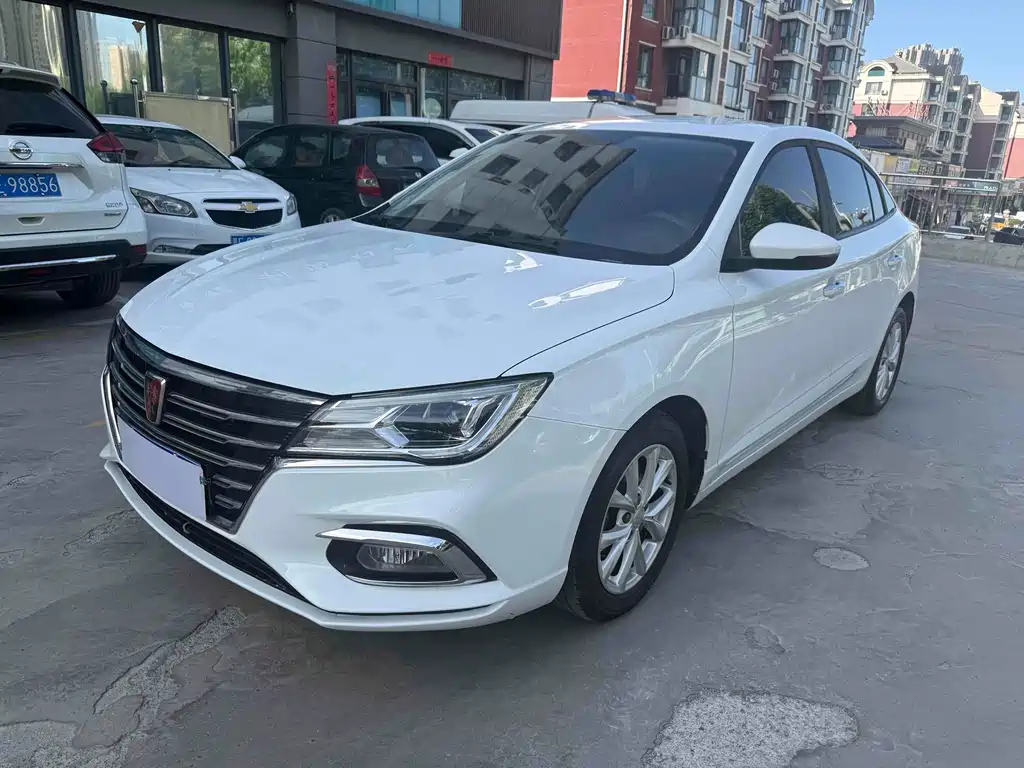 Roewe i5 2021 — фото 1
