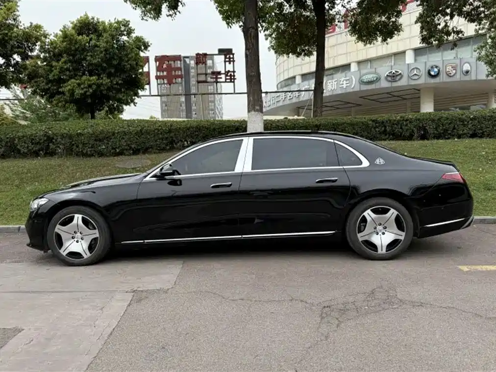 Mercedes-Benz S-Class 2023 — фото 2