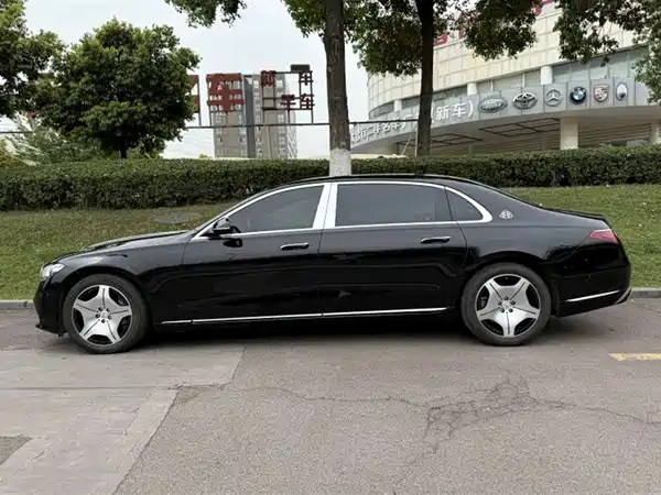 Mercedes-Benz Maybach S-Class 2023