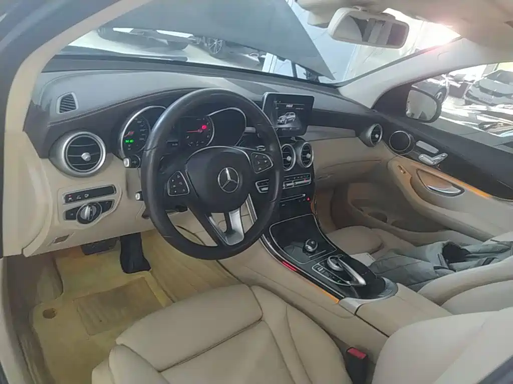Mercedes-Benz GLC 2018