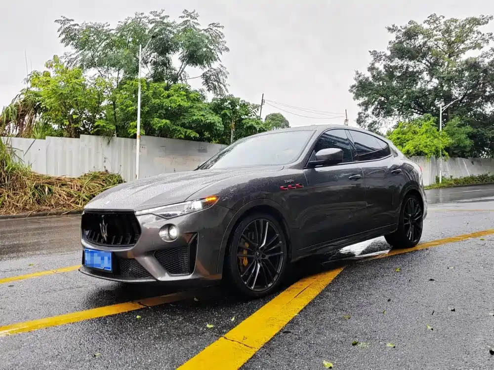 Maserati Levante 2021