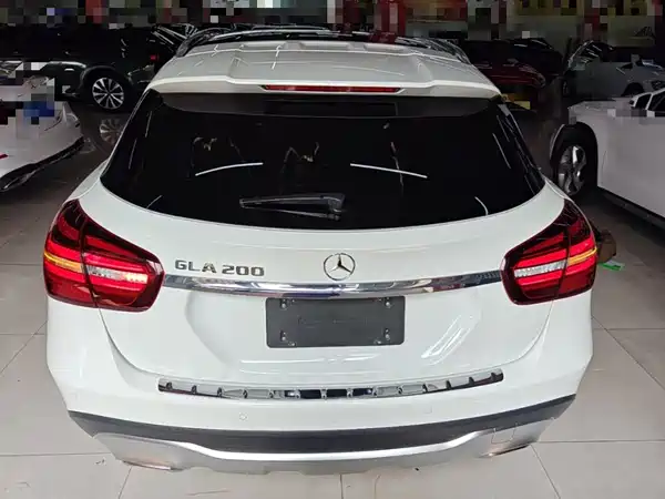 Mercedes-Benz GLA 2019