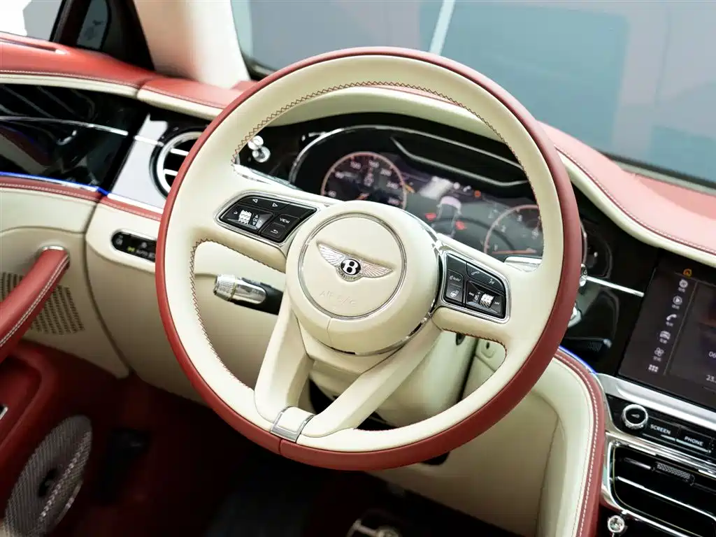 Bentley Flying Spur 2023 — фото 20