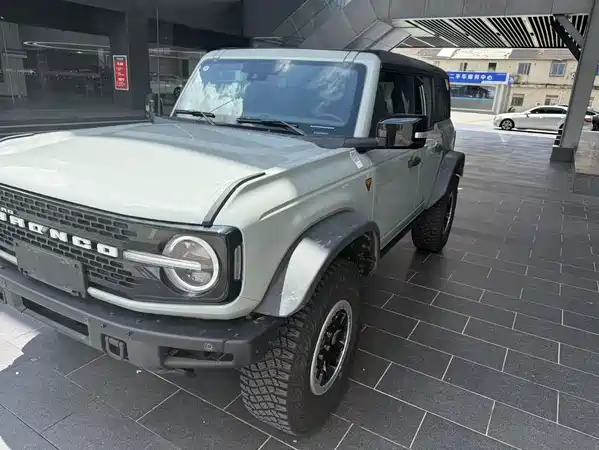 Ford Bronco 2025