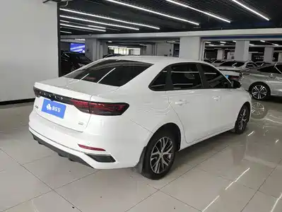 Geely Emgrand 2024