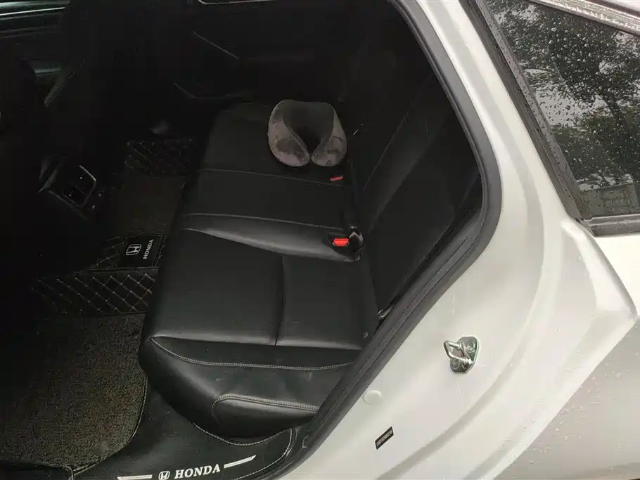 Honda Accord 2021 — фото 11