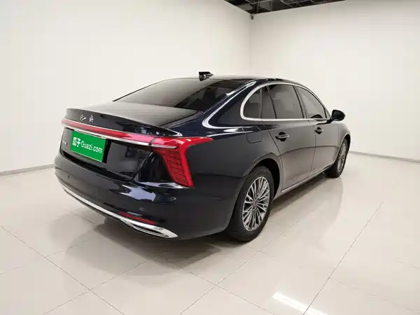 Hongqi H5 2025