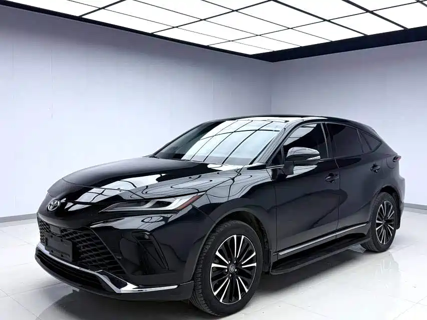 Toyota Venza 2023 — фото 1