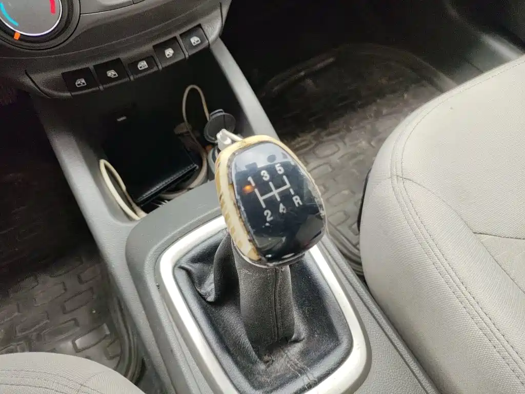 Chevrolet Sail 2015 — фото 15