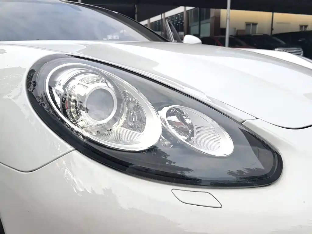 Porsche Panamera Hybrid 2015 — фото 16