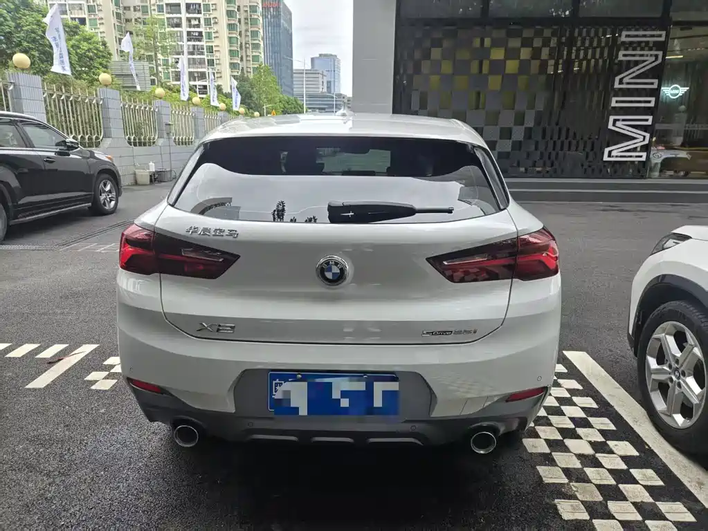 BMW X2 2021 — фото 3