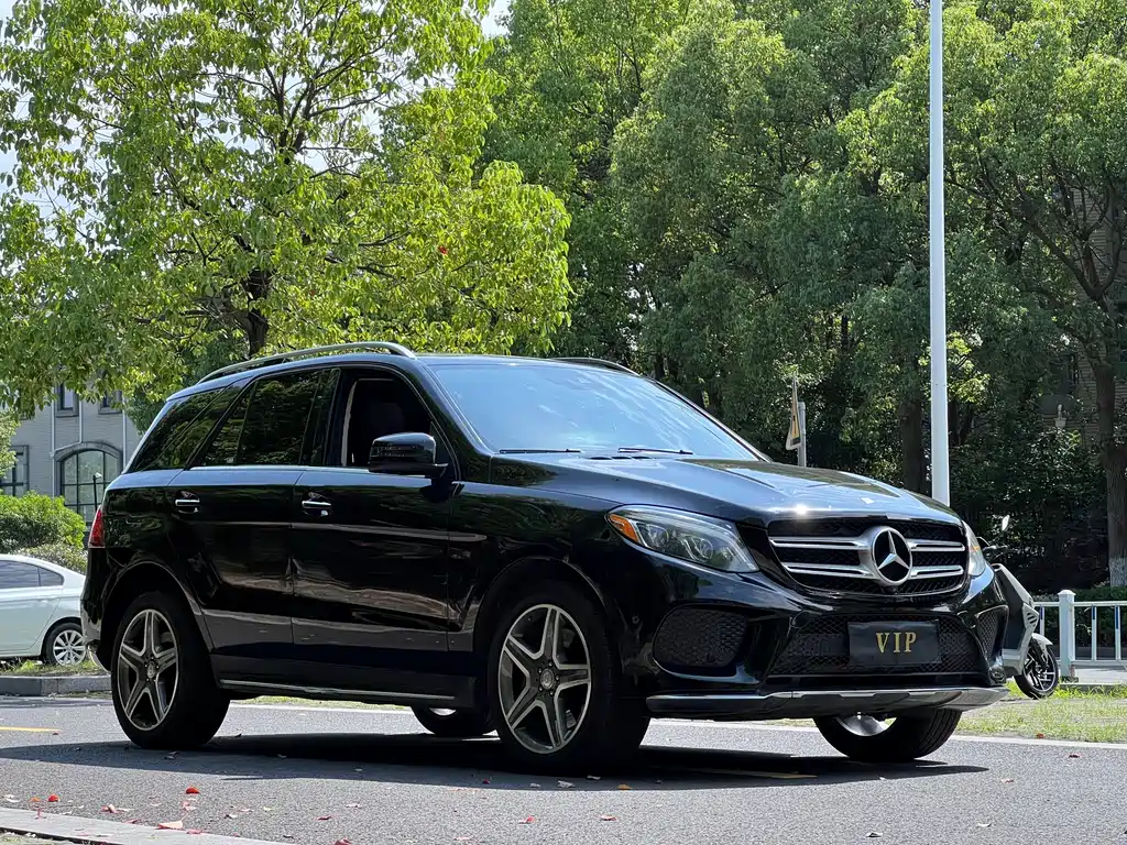 Mercedes-Benz GLE 2017 — фото 3