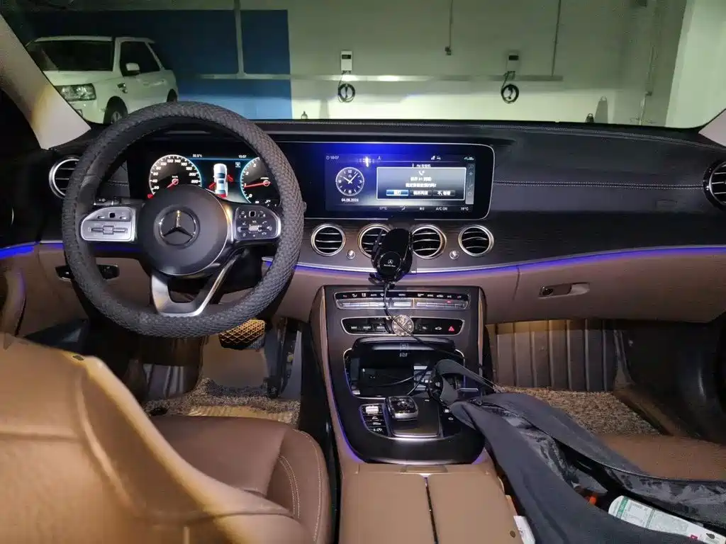 Mercedes-Benz E-Class 2020 — фото 10