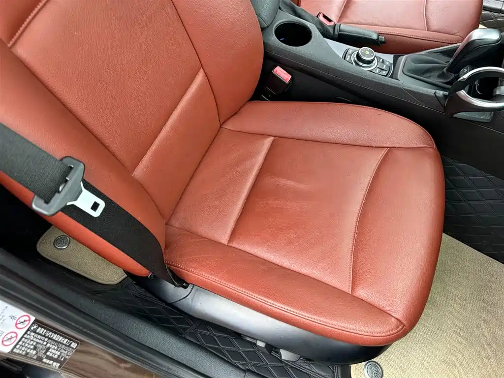 BMW X1 2012 — фото 10