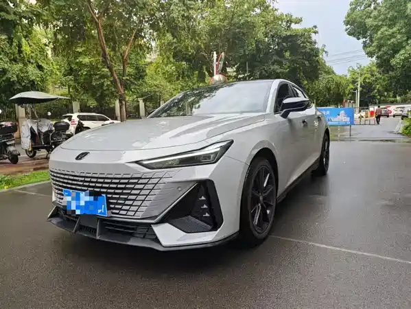 Changan UNI-V 2022