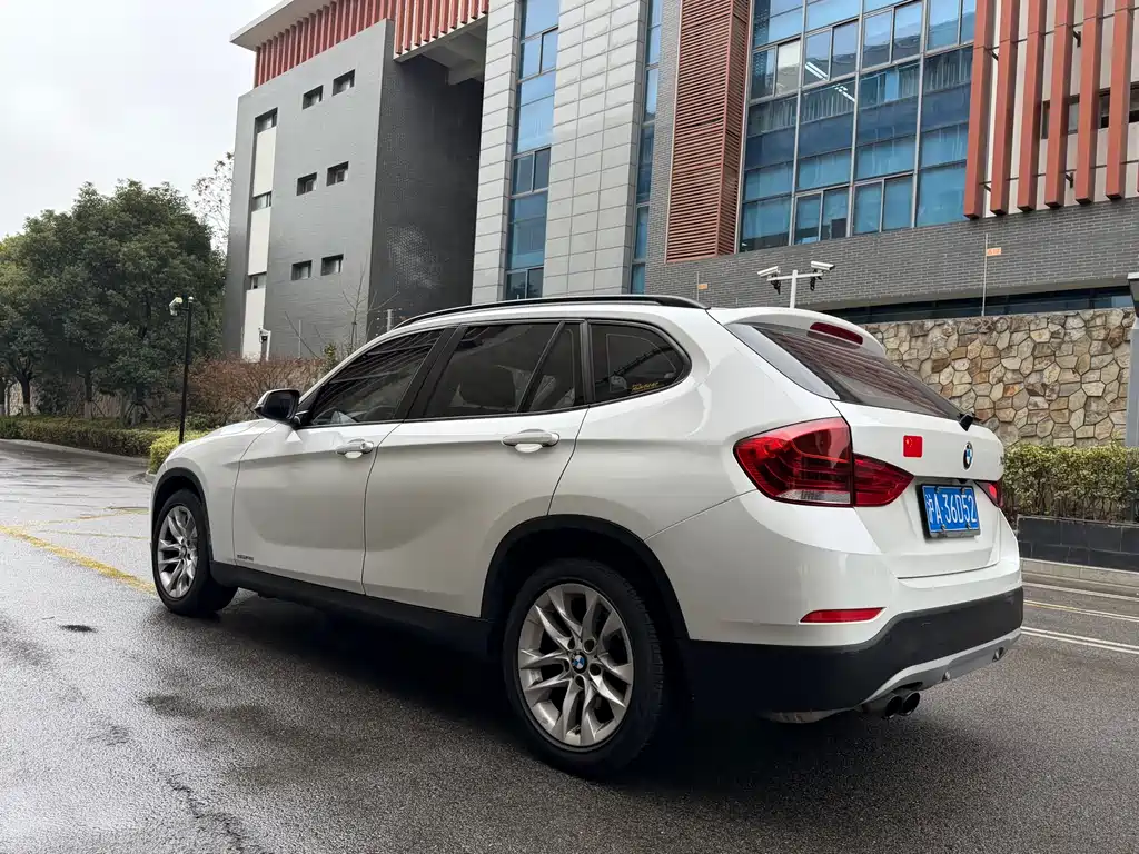 BMW X1 2017 — фото 19