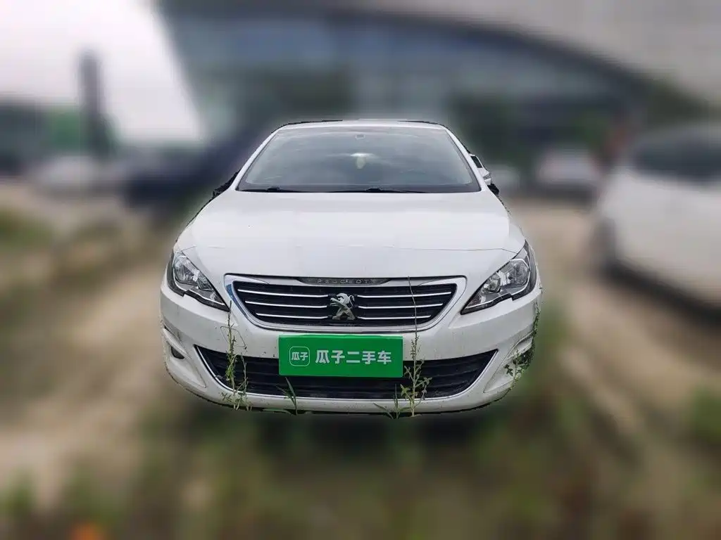 Peugeot 408 2016
