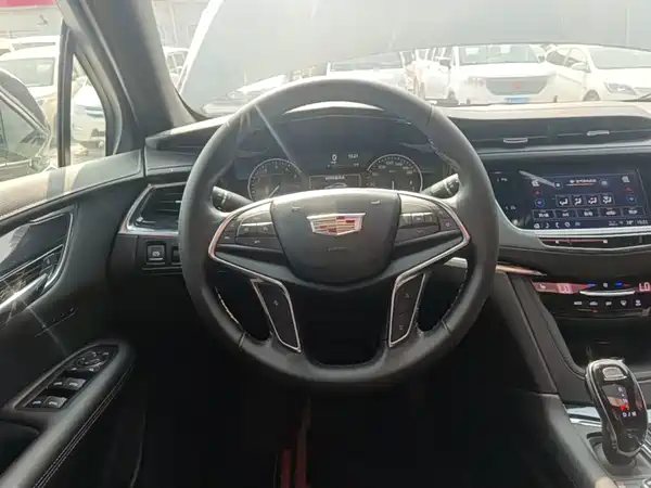 Cadillac XT5 2021