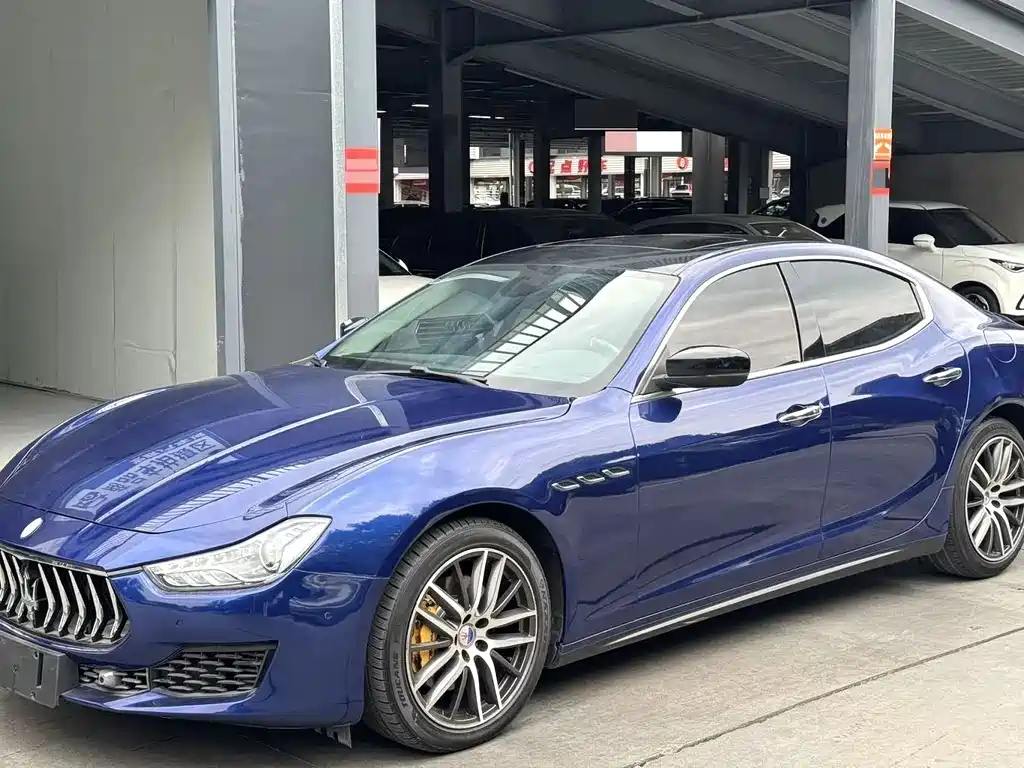 Maserati Ghibli 2017 — фото 1