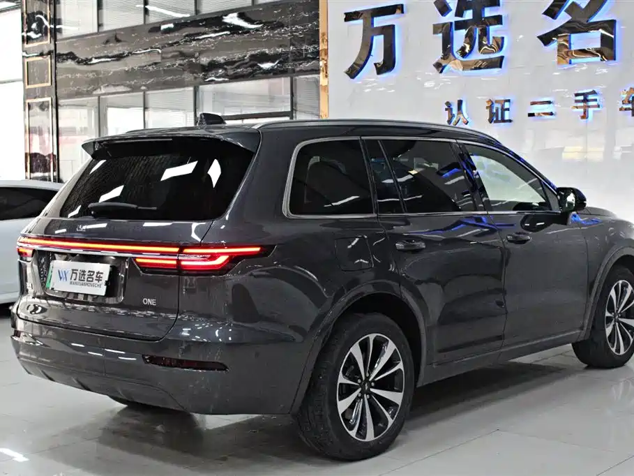 Li Auto Li ONE 2021 — фото 17