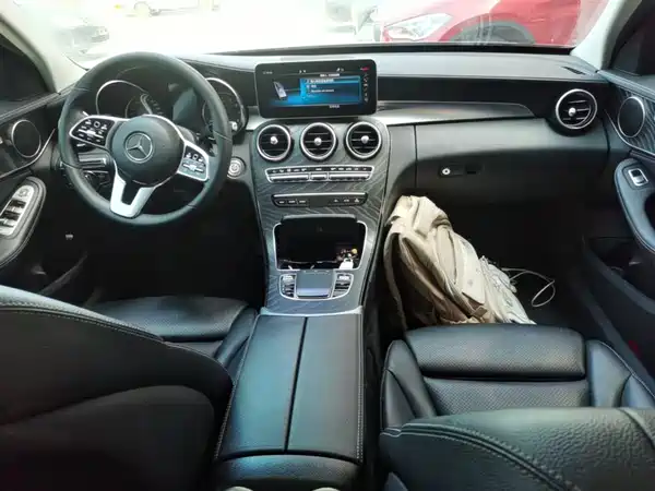 Mercedes-Benz C-Class 2019
