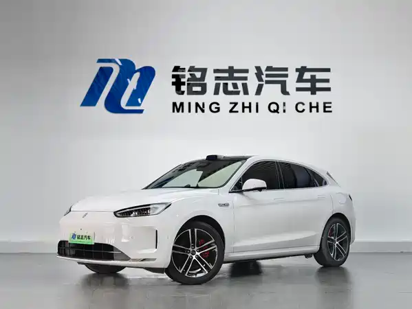 AITO M5 2025