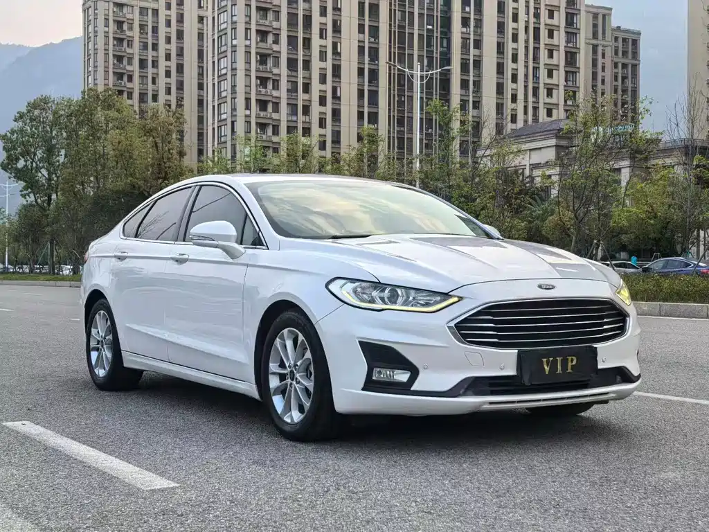 Ford Mondeo 2020 — фото 3