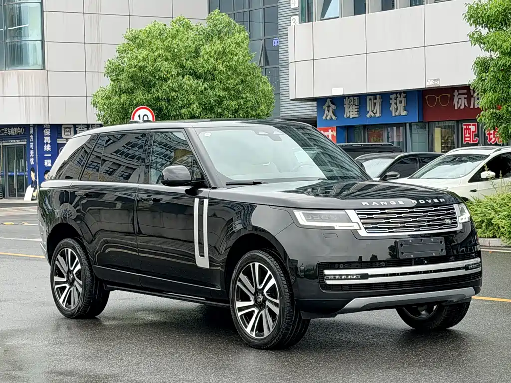 Land Rover Range Rover 2024 — фото 2