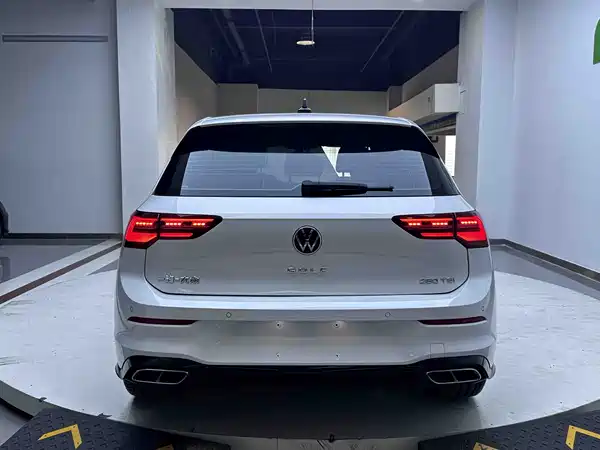 Volkswagen Golf 2022