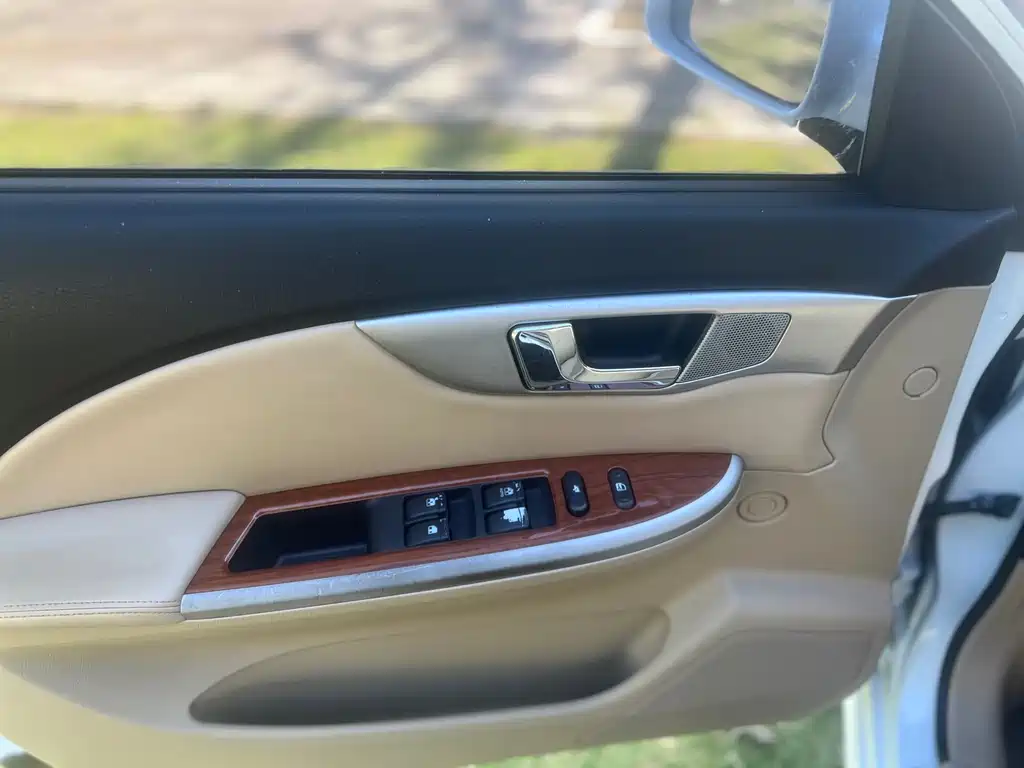 Buick Excelle 2014 — фото 16