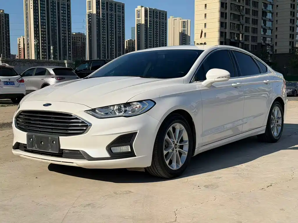 Ford Mondeo 2019 — фото 1