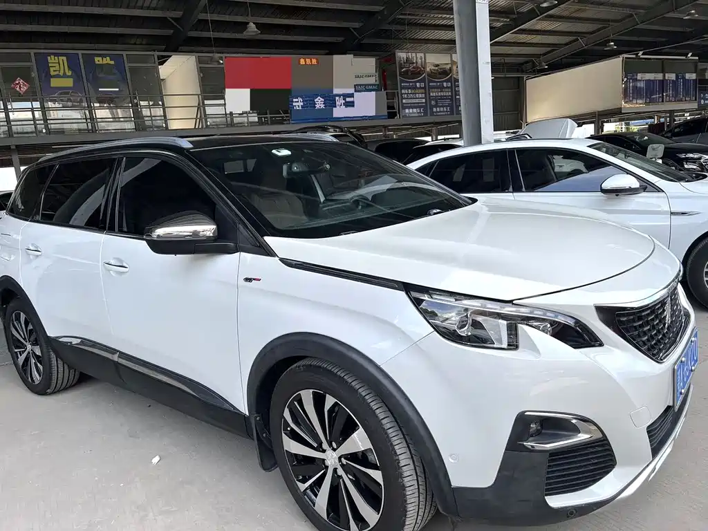 Peugeot 5008 2017 — фото 3