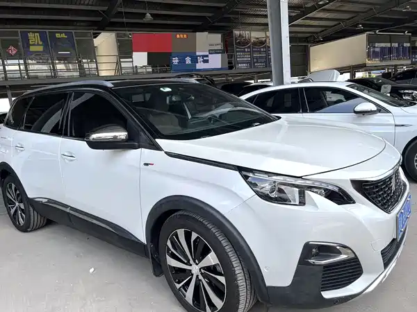 Peugeot 5008 2017
