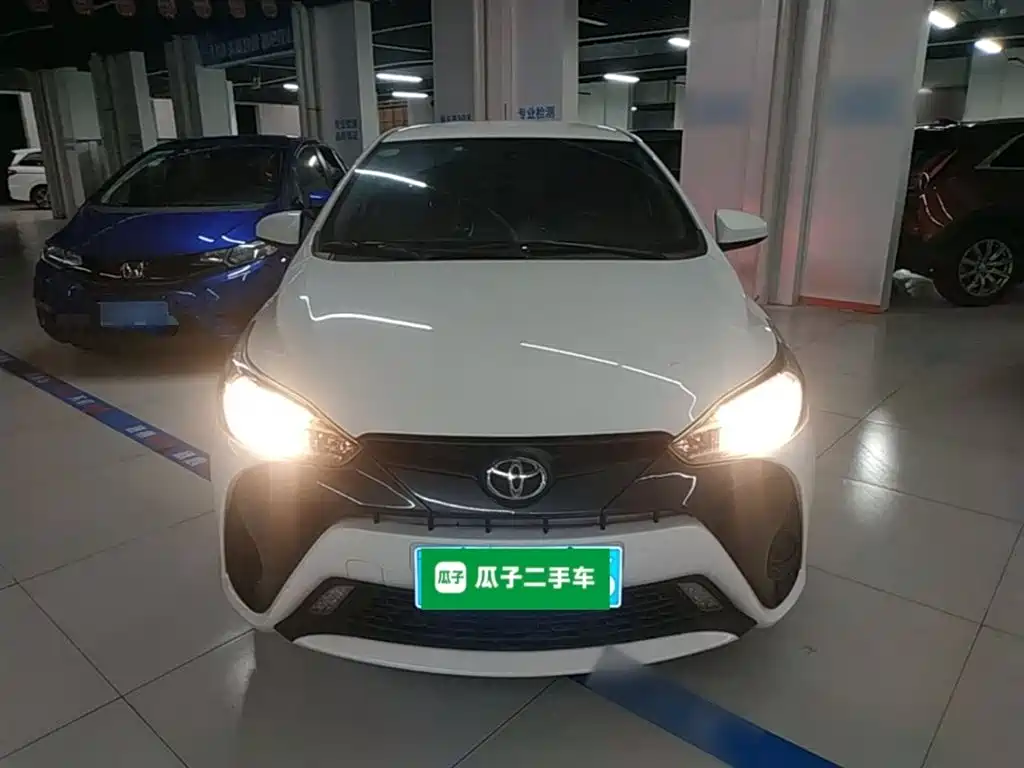 Toyota Yaris L 2018 — фото 3
