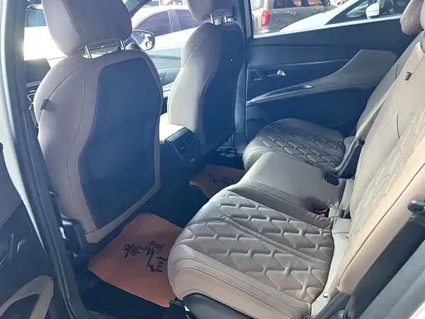 Peugeot 5008 2017