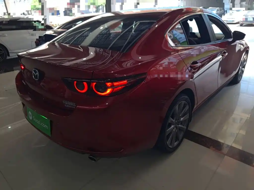 Mazda 3 Axela 2022