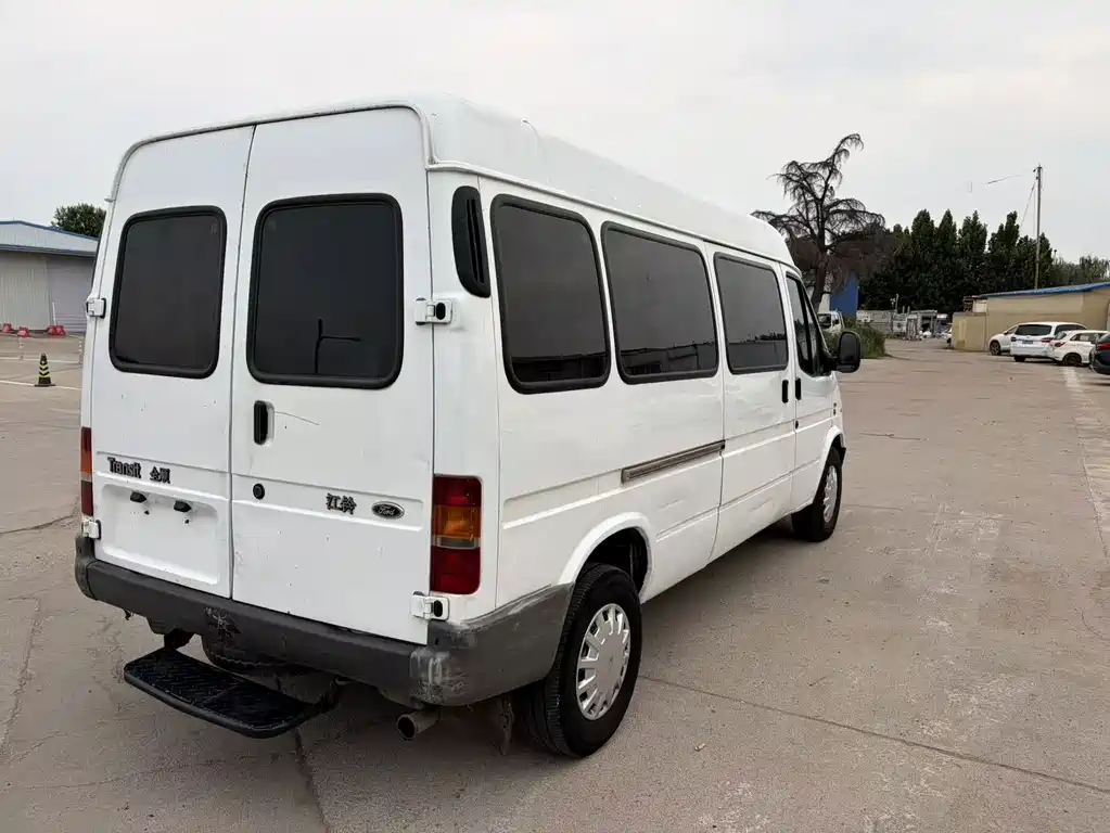 Ford Classic Transit 2015 — фото 4