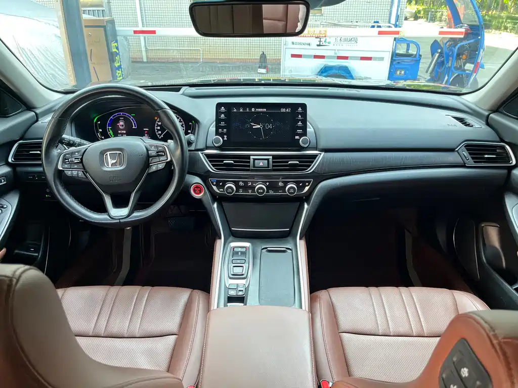 Honda Inspire 2020 — фото 9
