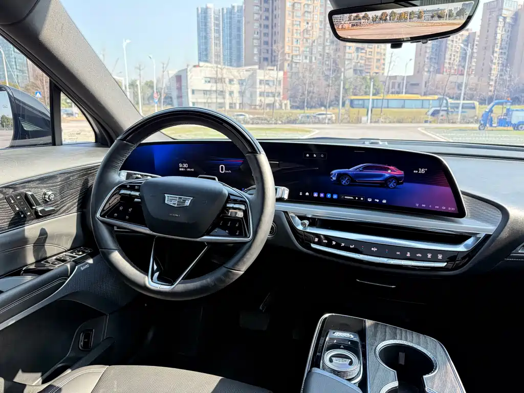 Cadillac Lyriq 2022