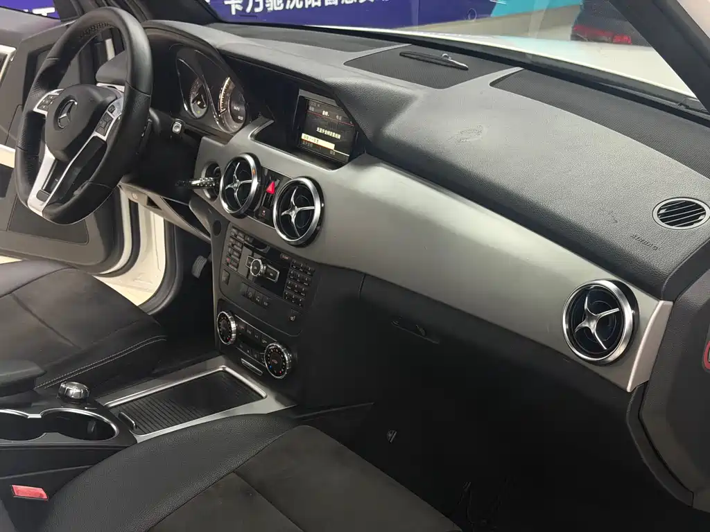Mercedes-Benz GLK-Class 2015 — фото 13