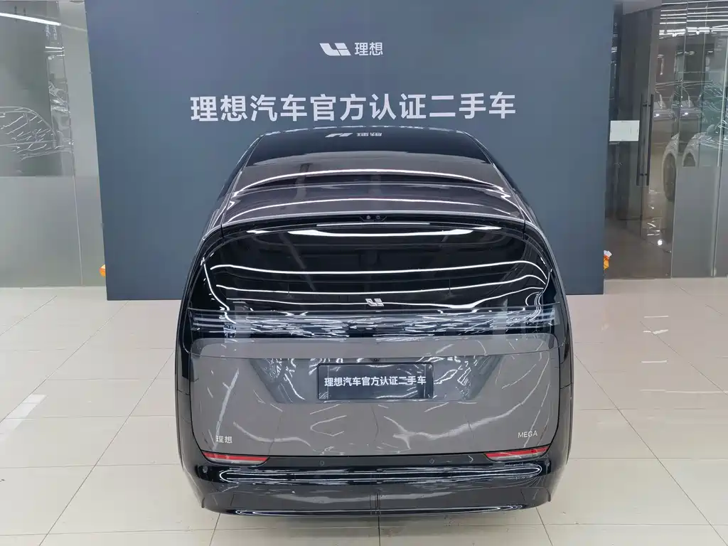 Li Auto Li MEGA 2025